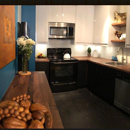 Le P'Tit Cousin Apartment Монреал Екстериор снимка