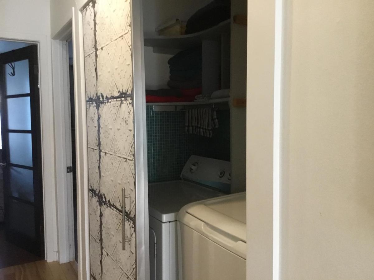 Le P'Tit Cousin Apartment Монреал Екстериор снимка